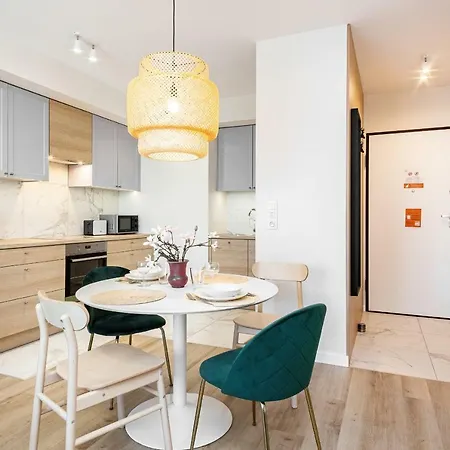 Walonska With Free Parking By Renters Appartamento Breslavia