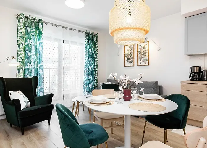 Walonska With Free Parking By Renters דירה *