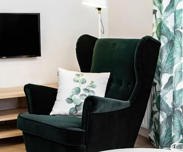 Walonska With Free Parking By Renters דירה *