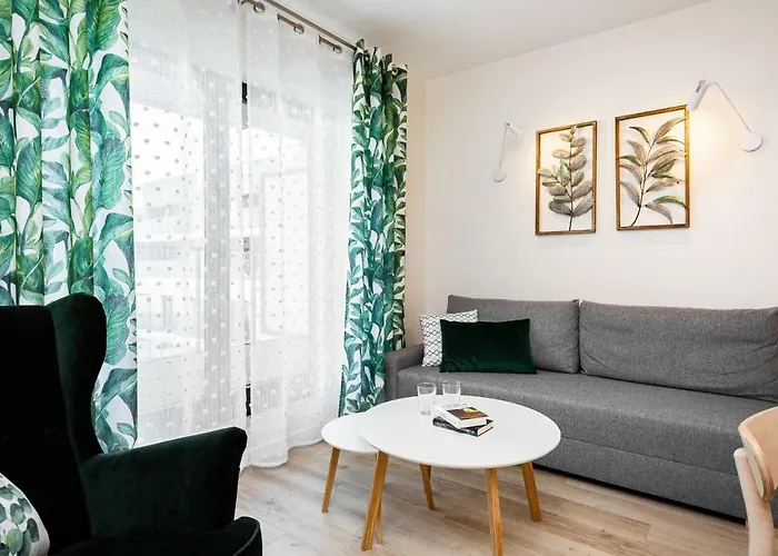 Walonska With Free Parking By Renters Wroclaw