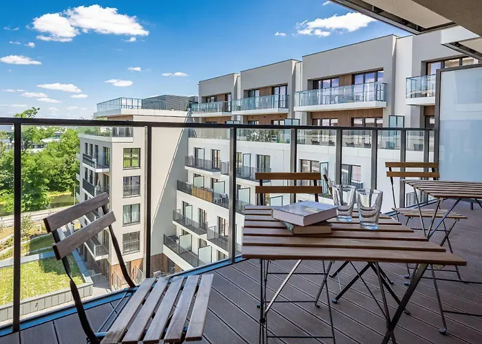 Walonska With Free Parking By Renters *